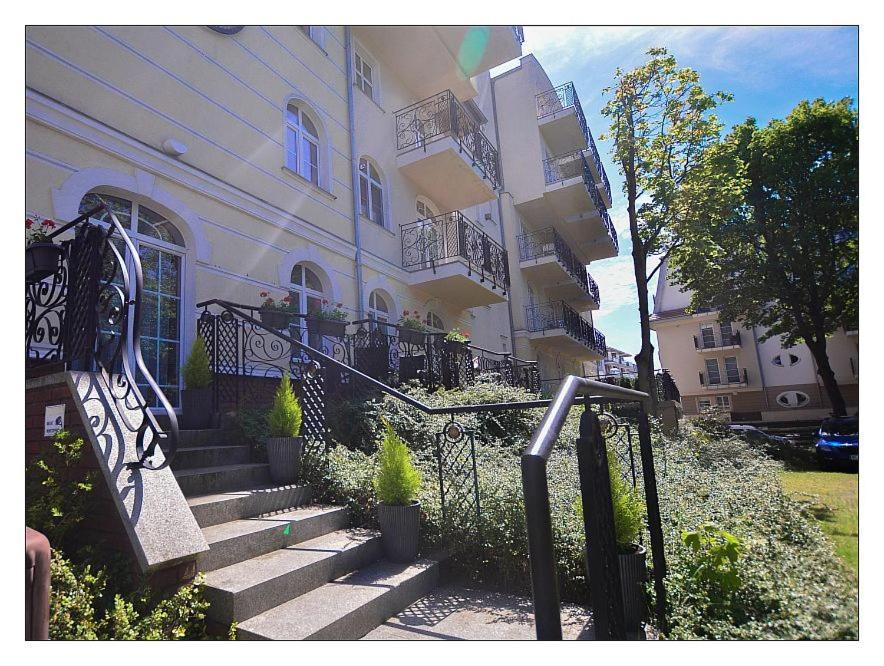 Apartament Uzdrowiskowa 7, 斯维诺乌伊希切 外观 照片